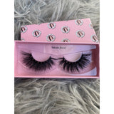 Lash style “Snatched”