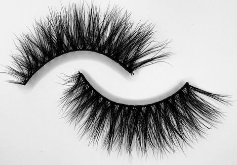 Lash style “Seriously”